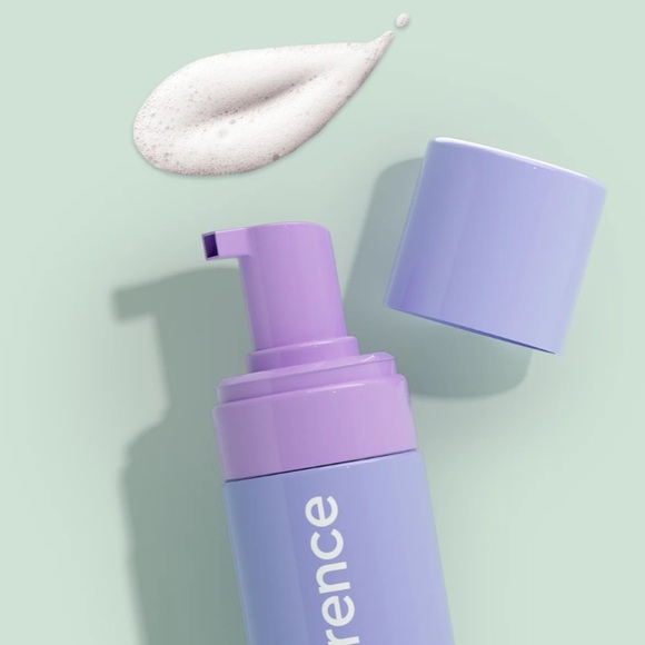 Florence by mills CLEAR THE WAY CLARIFYING FACE WASH BNIB! - Picture 7 of 10